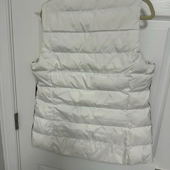 Tommy Hilfiger Women's Ivory Puffer Vest - Picture 5 of 5